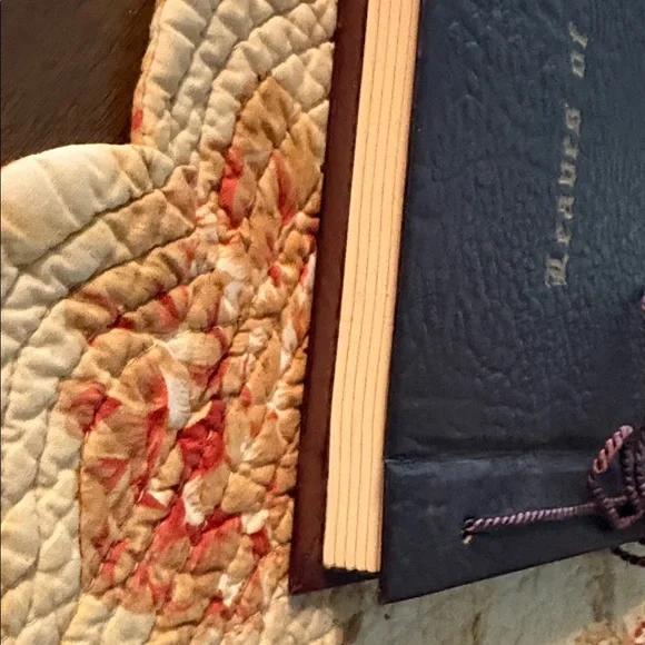 “Leaves of Gold” 1948 beautiful bound book. - Picture 12 of 14